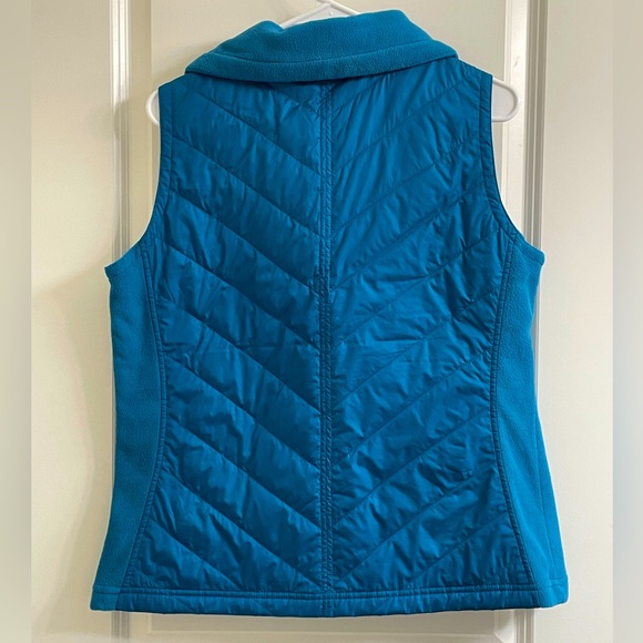 Columbia Sportswear Women's Zip Up Vest - Picture 2 of 8